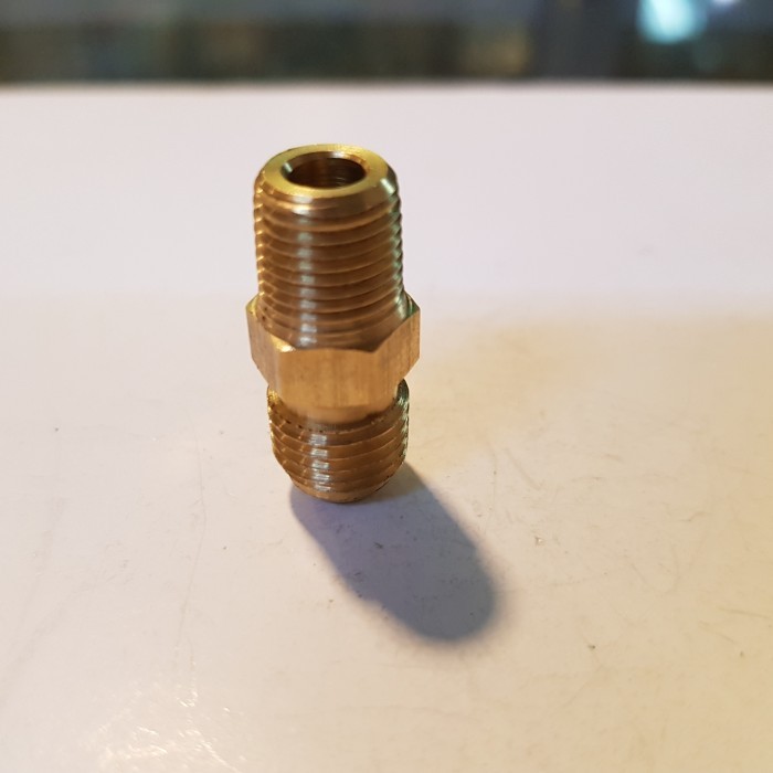 Nepel 1/8 npt x 1/4 sae kuningan