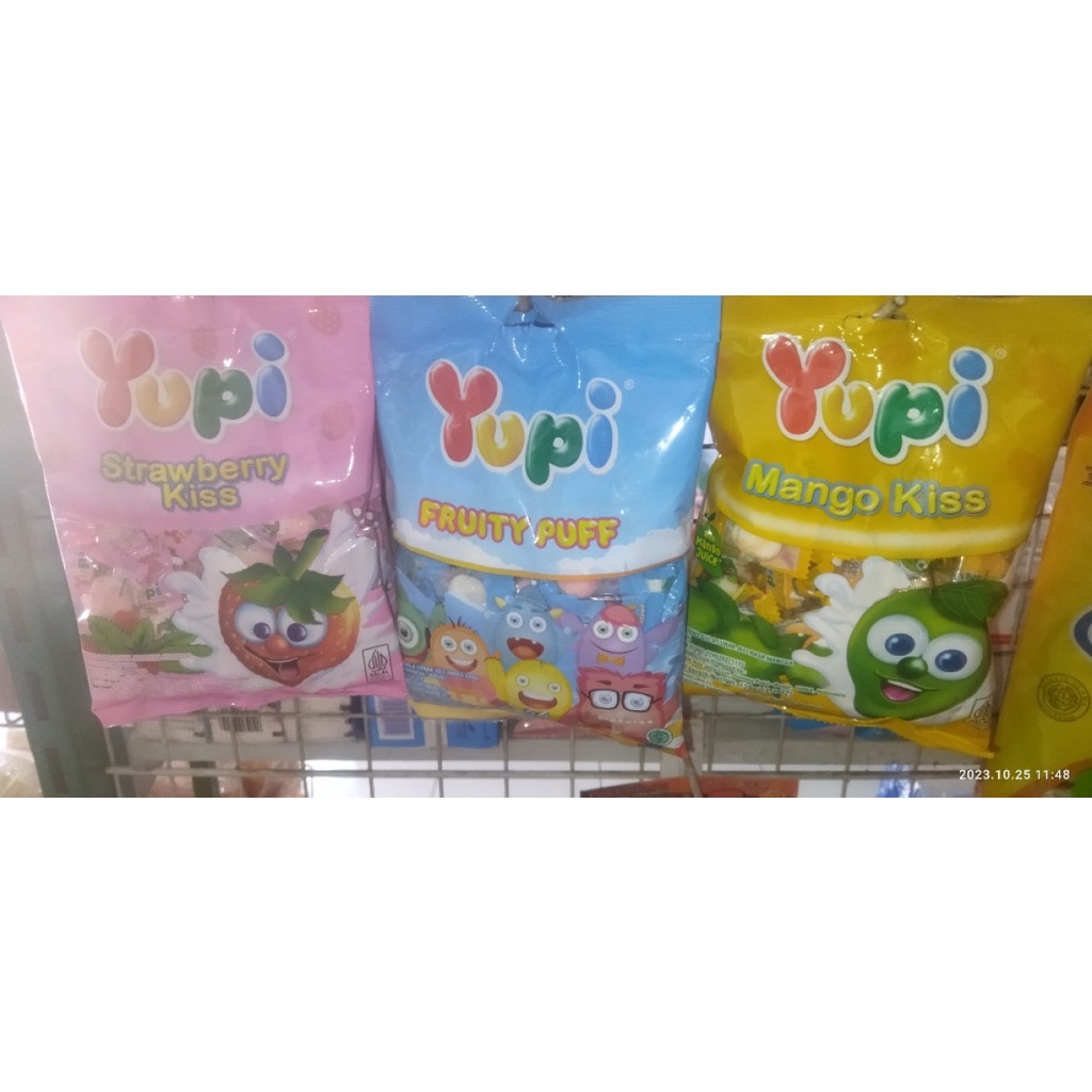 

Yupi kiss permen lunak strawbery kiss dan fruity puff 120 gr