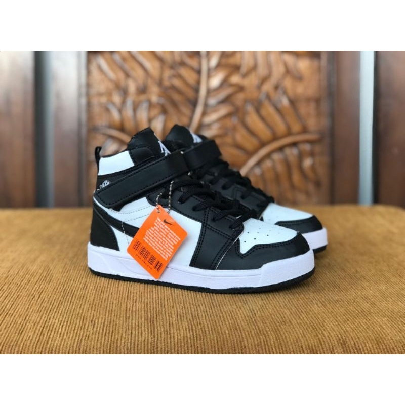 promo terbaru sepatu jordan anak laki laki black grey sneakers anak nike