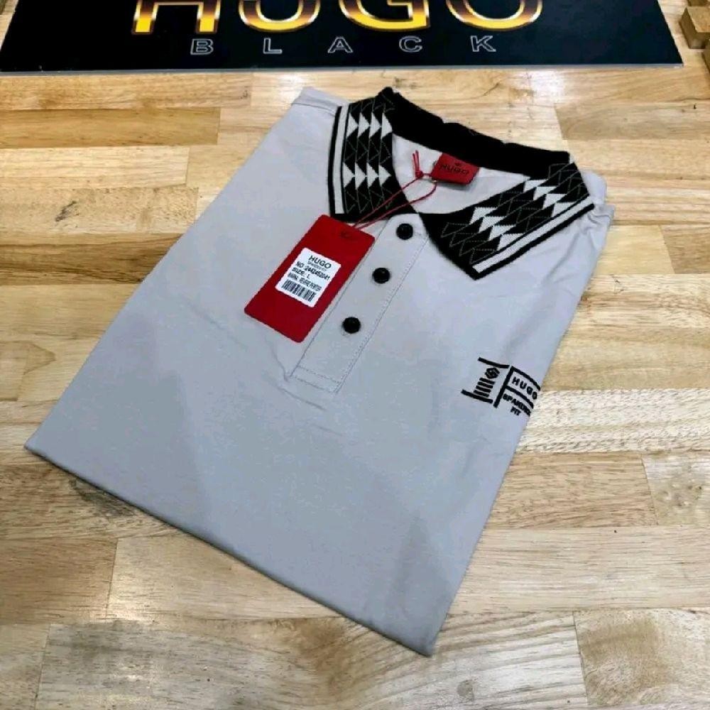 Kaos  krah hugo  Selection Original Bahan Tebal Pria Dewasa Hitam Pendek Kerah - M L XL