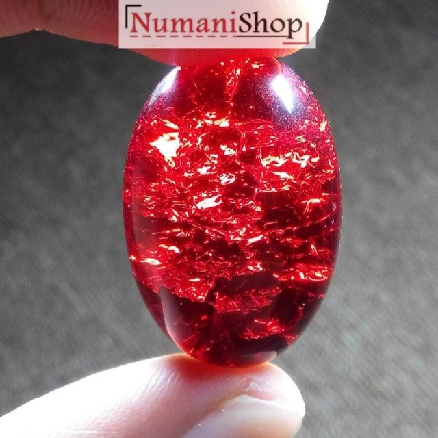 Batu Pecah Seribu Merah Siem Besar HQ