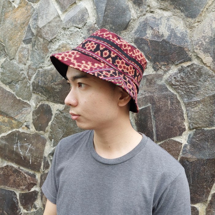 topi bucket hat tenun ikat sikka