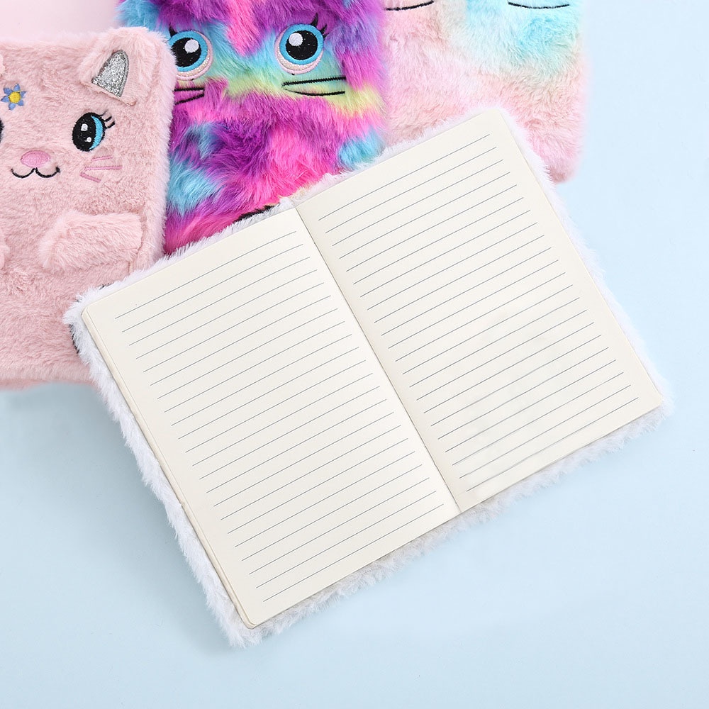 

[Whispers] TCC MAGICA Buku Tulis Anak Cover Bulu Notebook Unicorn impor 2H21