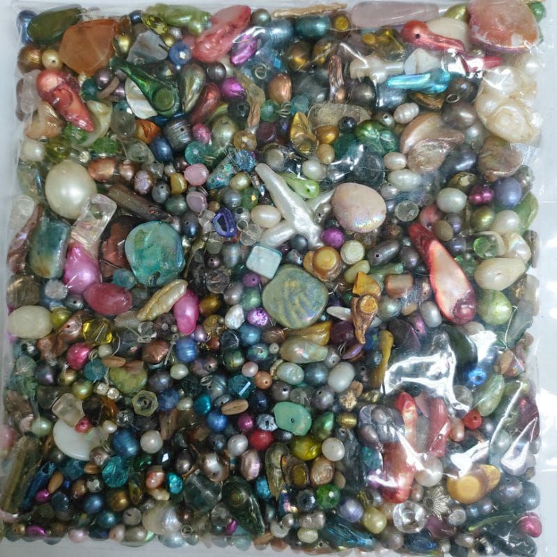 Manik Manik Mutiara Campur 500-/+Gram ,