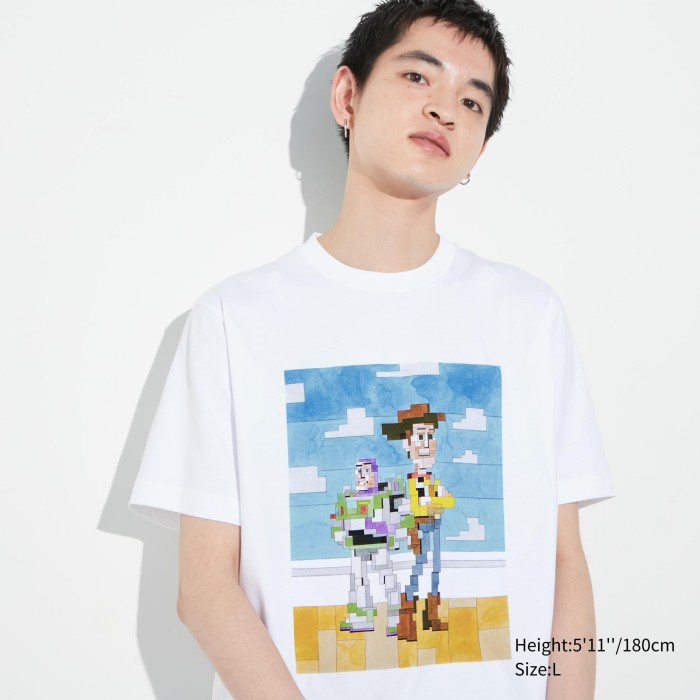 UNIQLO UT Pixar Art Lengan Pendek 462062 Uniseks