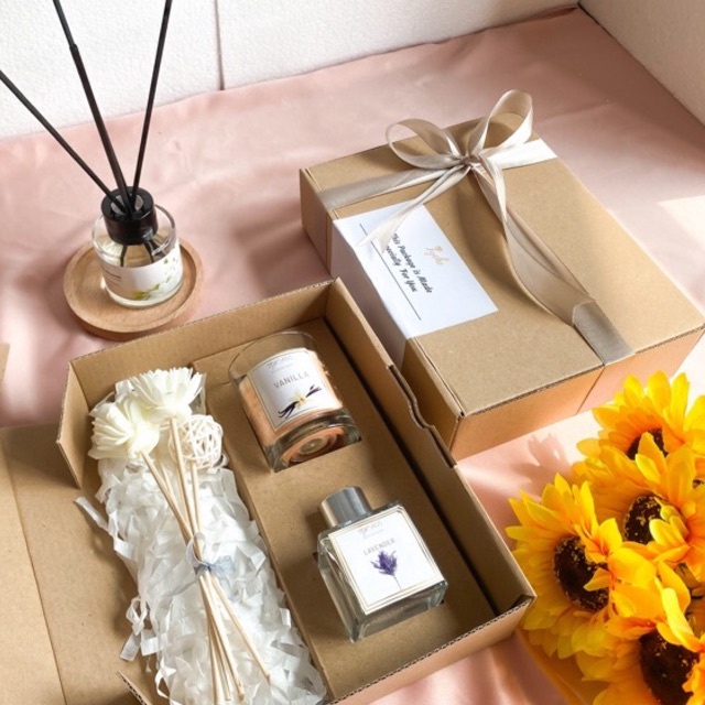 GIFT SET REED DIFFUSER LILIN AROMATERAPI // HAMPERS AROMATERAPI // REED DIFFUSER //LILIN AROMATERAPI