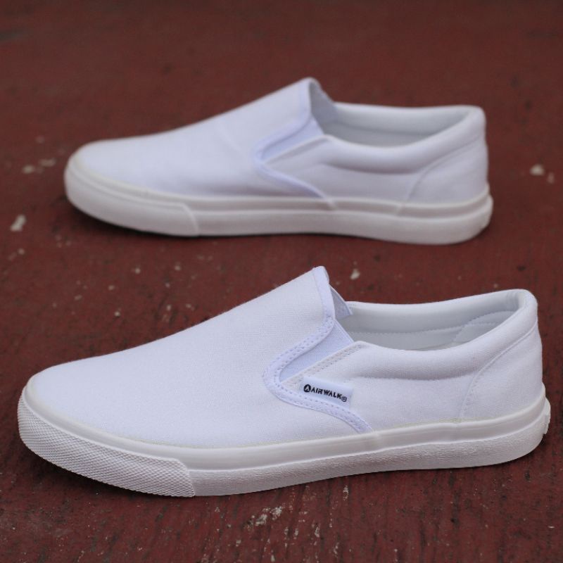 airwalk squidmen slip on white original