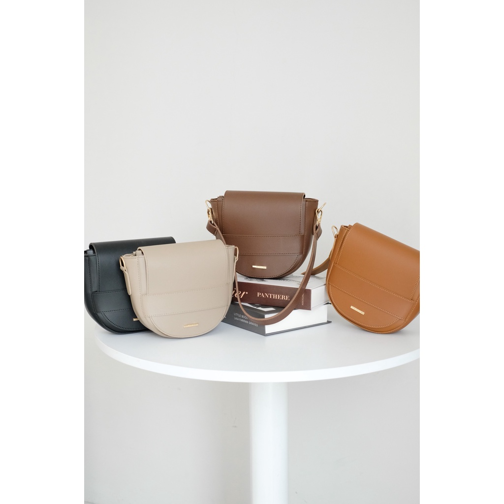 FLICKA W 86 Original Sling Bag Tas Premium Cantik Elegan