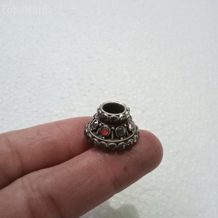 

Mendak Keris Perak Susun Hias Permata antik