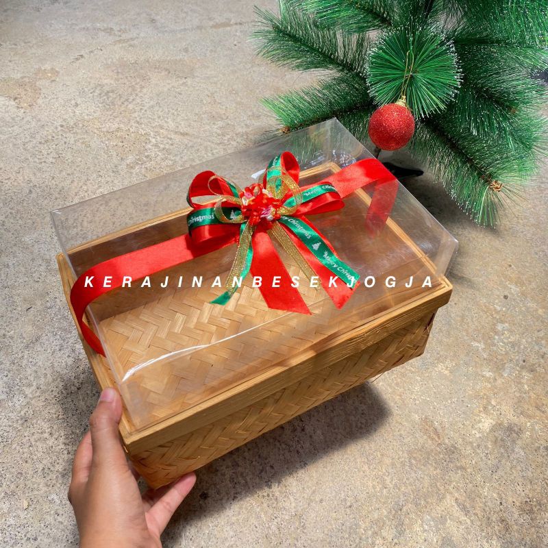 

GROSIR BISA COD BESEK HANTARAN NATAL / besek cantik besek mika besek hias box bambu besek anyaman besek mika pita nat