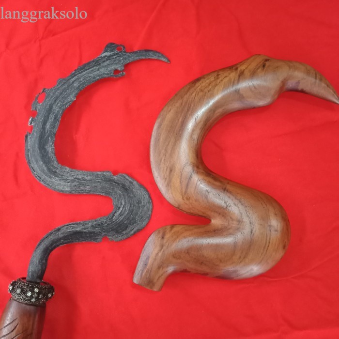 

Kujang Cangik Majapahit Sepuh Langka antik