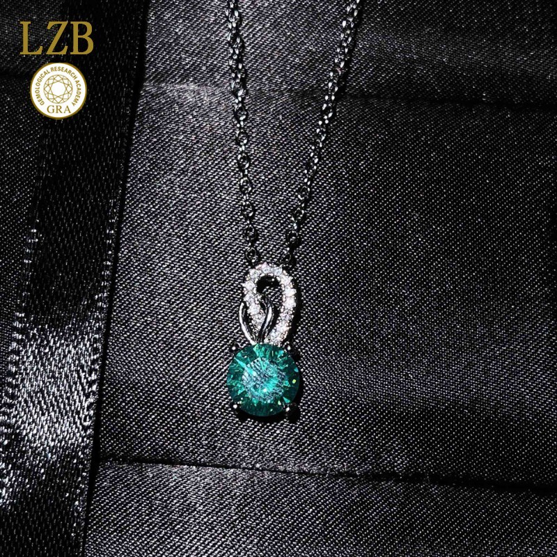 Kalung Berlian Biru dan Hijau Liontin Berbentuk Hati Pt950