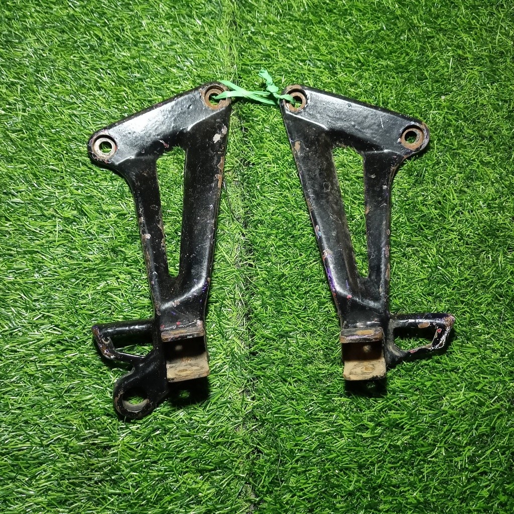 Footstep Postep Belakang Cbr Old CBR 150 lawas Original Copotan