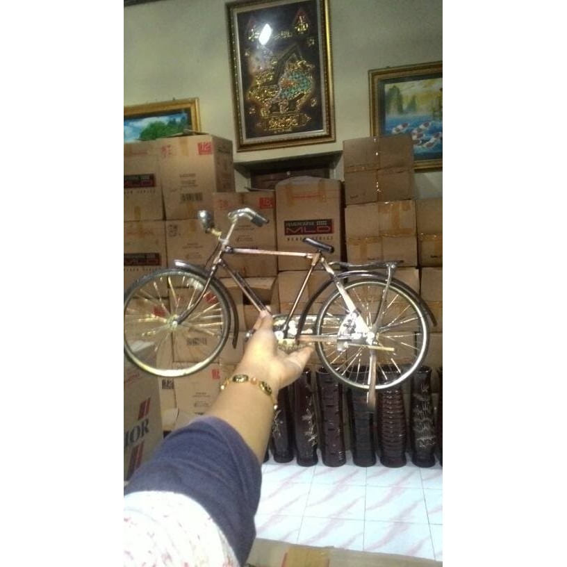 Miniatur Besi-Sepeda Ontel Laki Laki Besar-Pajangan-Souvenir Jogja.