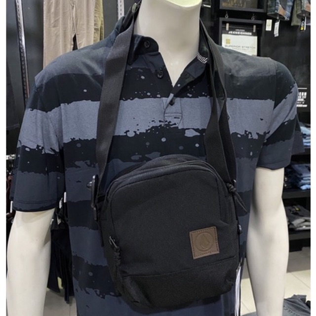 Tas Selempang Volcom MSB Reiziger Black Original
