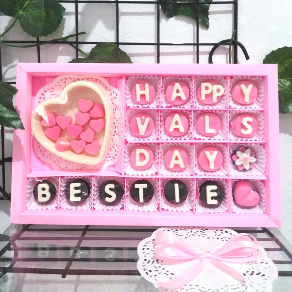 

Custom Coklat Box Kado Valentine - Coklat Valentine - Cokelat Custom Valentine Box - Coklat Custom Kado