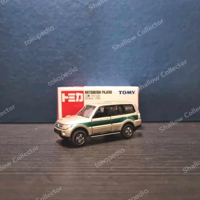 Tomica Mitsubishi Pajero LP27