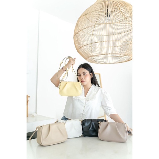 Flicka DD 103 Sling Bag Tas Wanita Selempang Lokal Brand Original