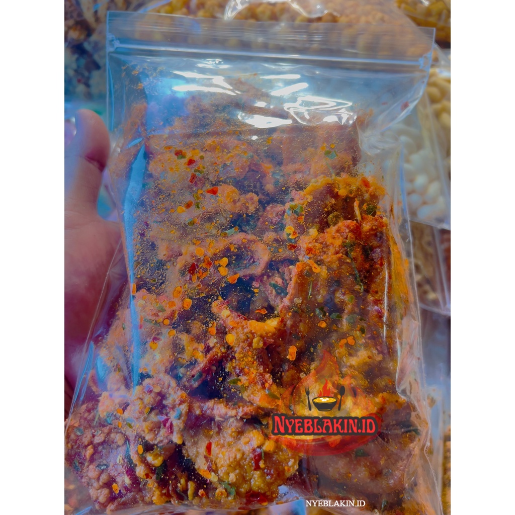 

KULIT AYAM PEDAS CRISPY [ 100gr ] BUMBU REMPAH ASLI DAUN JRUK ( BEST SELLER ) _ _NYEBLAKIN.ID