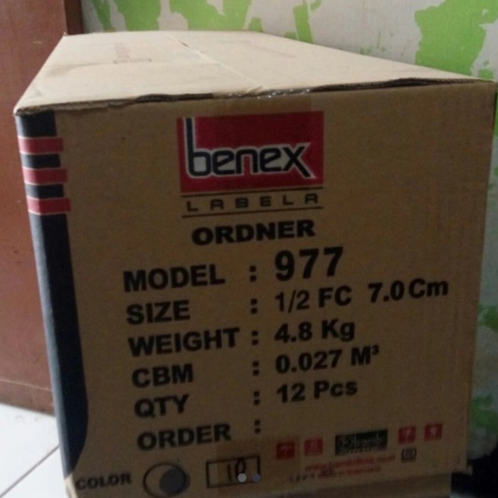 

ORDNER BENEX LABELA KWITANSI (1/2 FOLIO) 7CM ,ISI 12PCS - Hitam