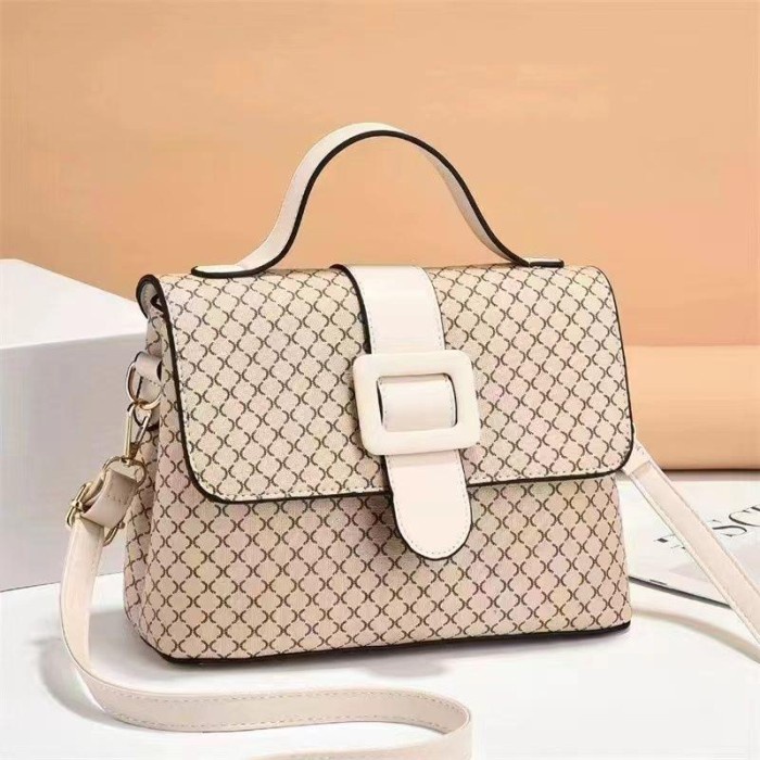 Tas Selempang Wanita Import Korea Slingbag Cewek Remaja Jalan Santai - Beige