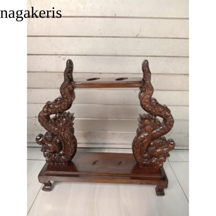 

Jagrak Tempat Keris Isi 2 Ukiran Naga Kayu Jati Asli Garap Alusan terlaris