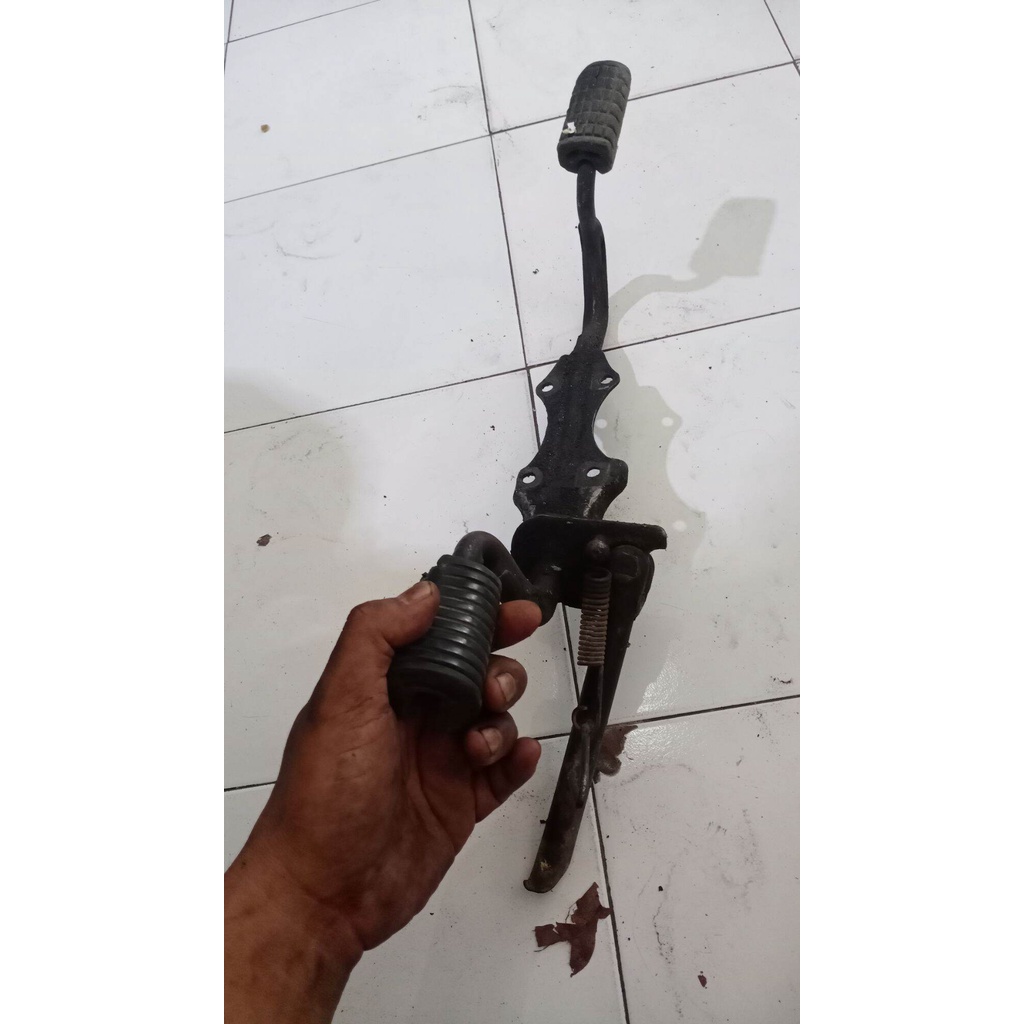 footstep depan Supra x 125 karisma copotan