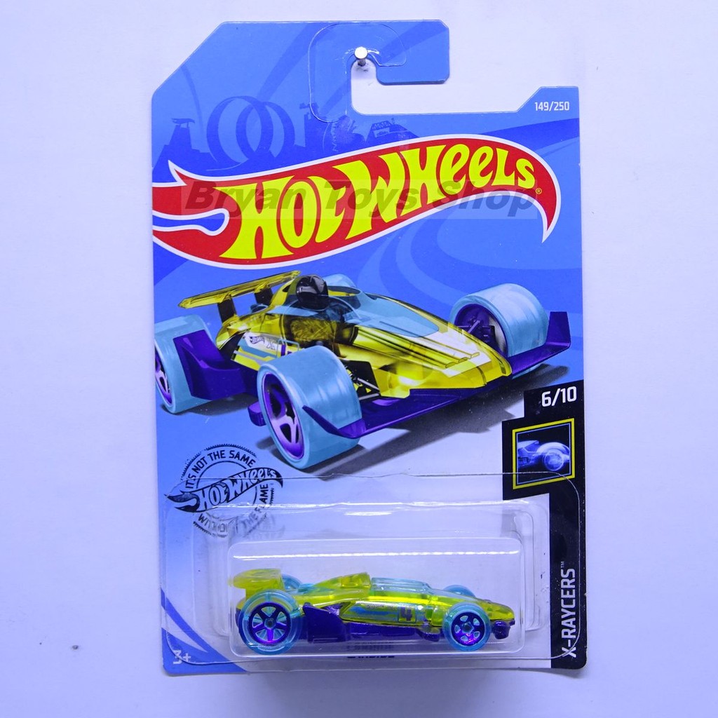 Hot Wheels Carbide Kuning Ungu