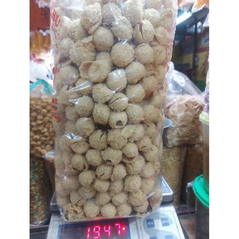 

SALE - kripik tahu bulat tahu bulat mini kering tahu bulat mini tahu kering 500gr