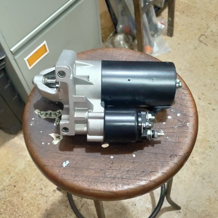 dinamo stater jeep Cherokee 4 cyl 2500 cc