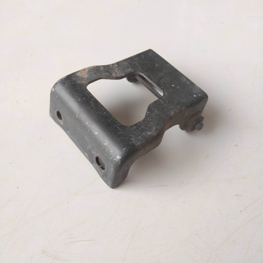 BRAKET ENGSEL JOK VARIO 125 TECHNO OLD KZR ORIGINAL COPOTAN MOTOR