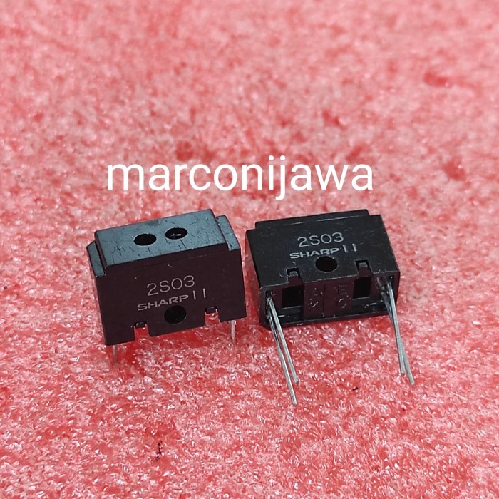 AM88 2S03 GP2S03 SHARP GP2S03 4pin