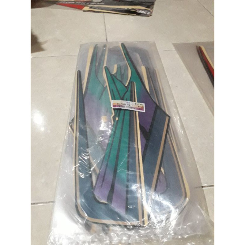 STRIPING STIKER LIS BODY MOTOR YAMAHA RX KING TAHUN 1995 HIJAU BOTOL