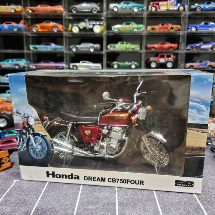Automaxx Honda dream cb750 four skala 1:12 SNS27