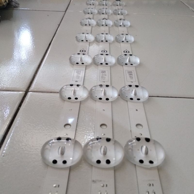 LED Backlight TV 7k 6v 53 cm LG innotek