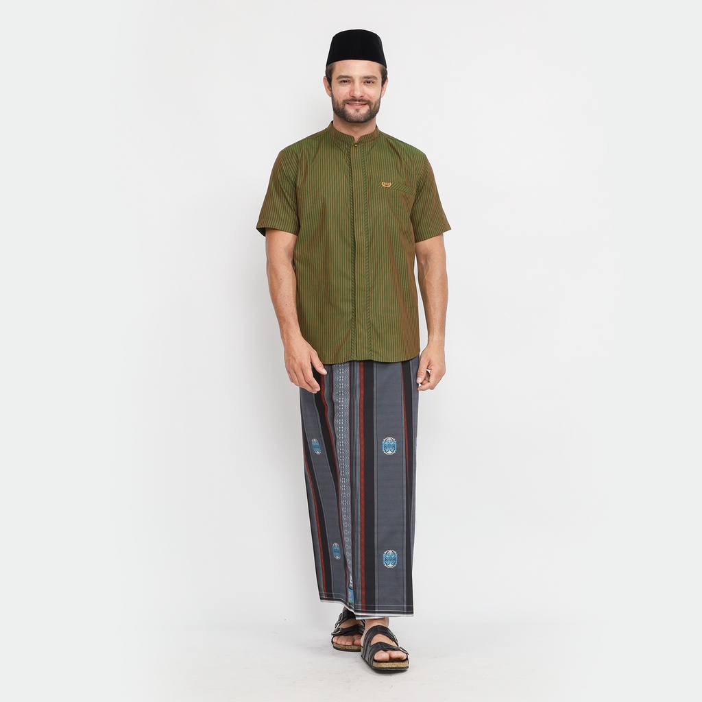 Sarung BHS Classic Gold Motif C45 SGA Hitam Abu 02