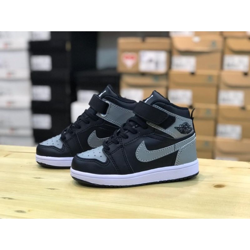 New Sepatu Jordan Anak Laki Laki Black Grey Sneakers Anak Nike