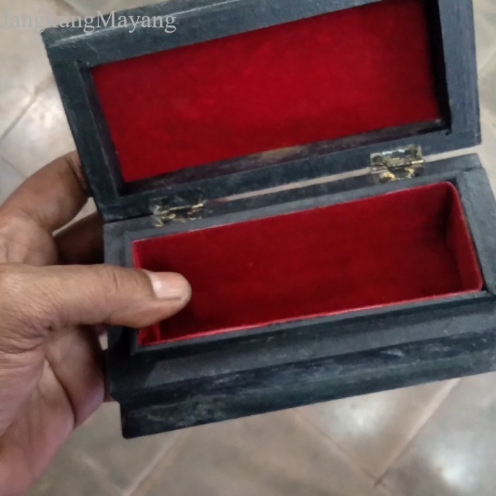 

kotak kayu ukir tempat barang antik murah