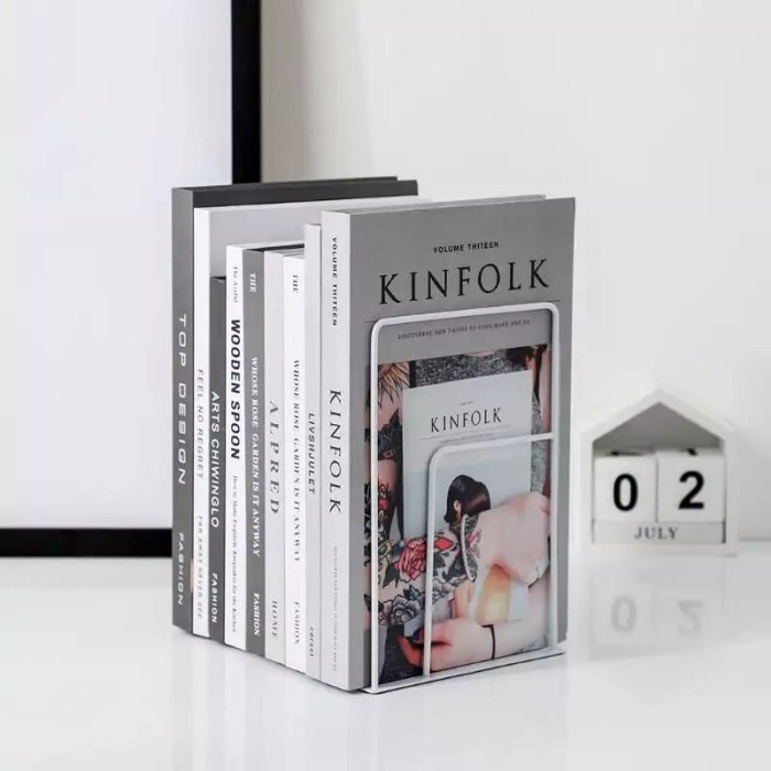 

Pembatas Buku Besi / Kinfolk Bookshelf 2 Pcs - Putih