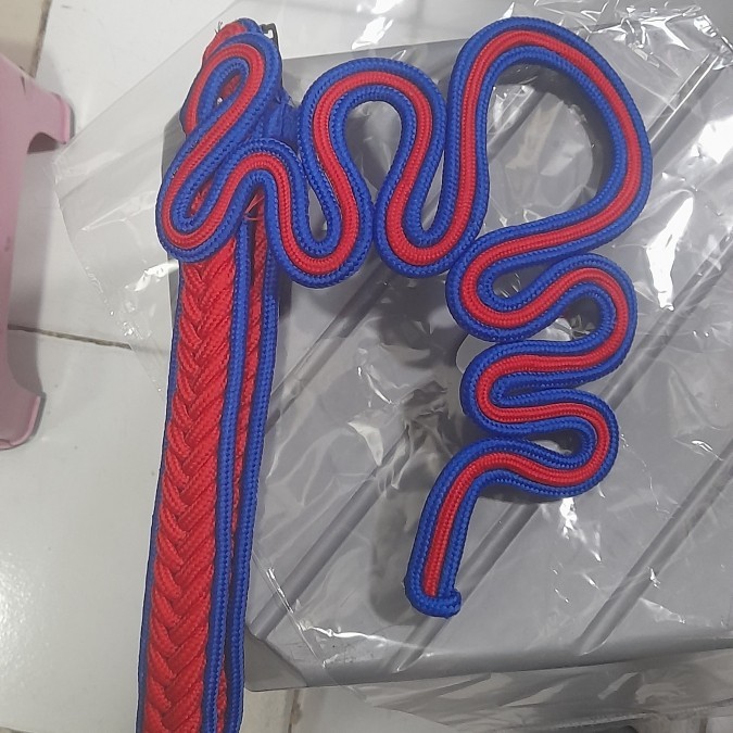 

talikur komando tarunawarna merah list biru sdh di bentuk bisa request