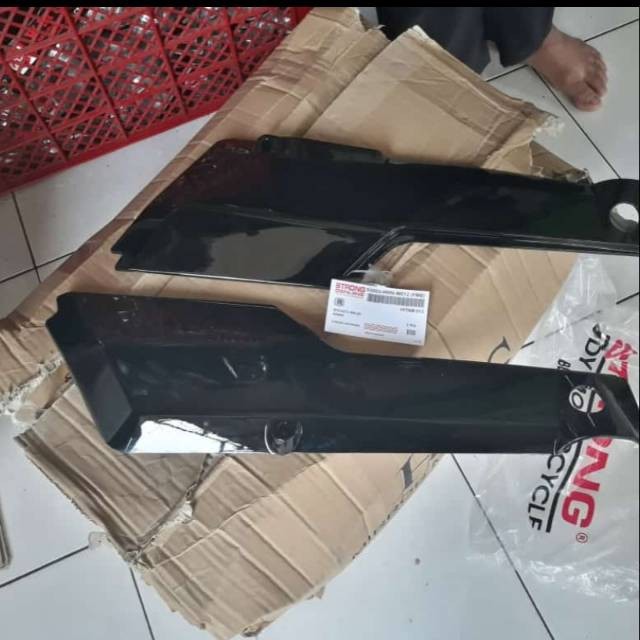 Bok aki win tutup aki win