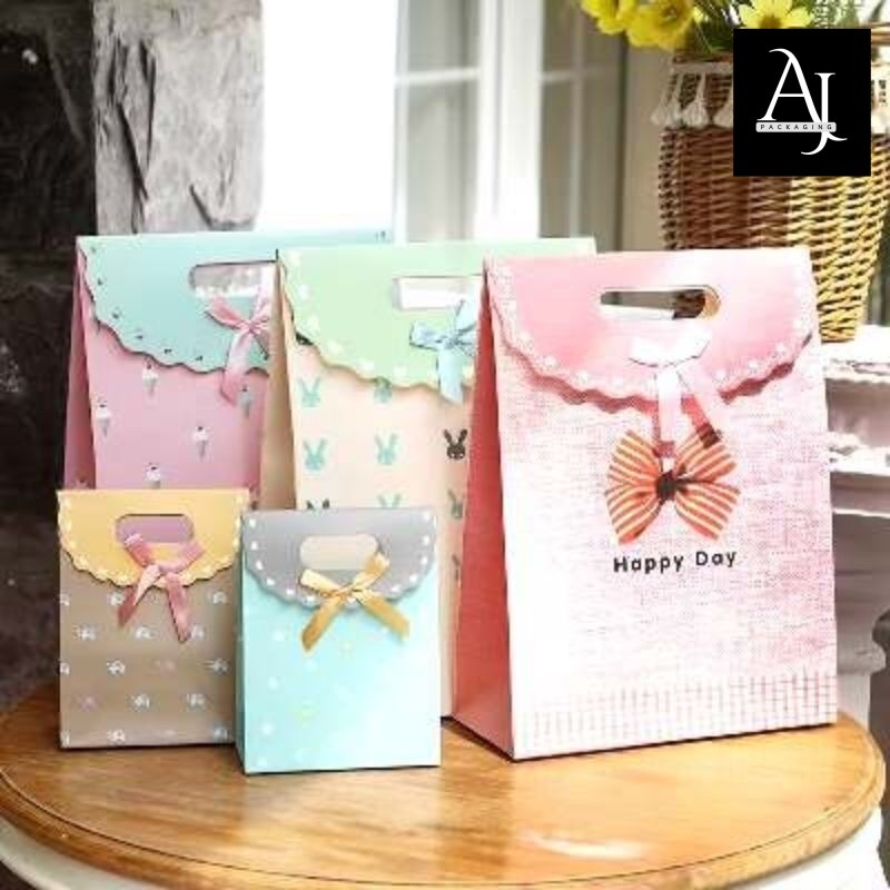 

Satuan- Paperbag kado/Tas Kado mini motif Shabby/Gift bag candy paperbag ulang tahun