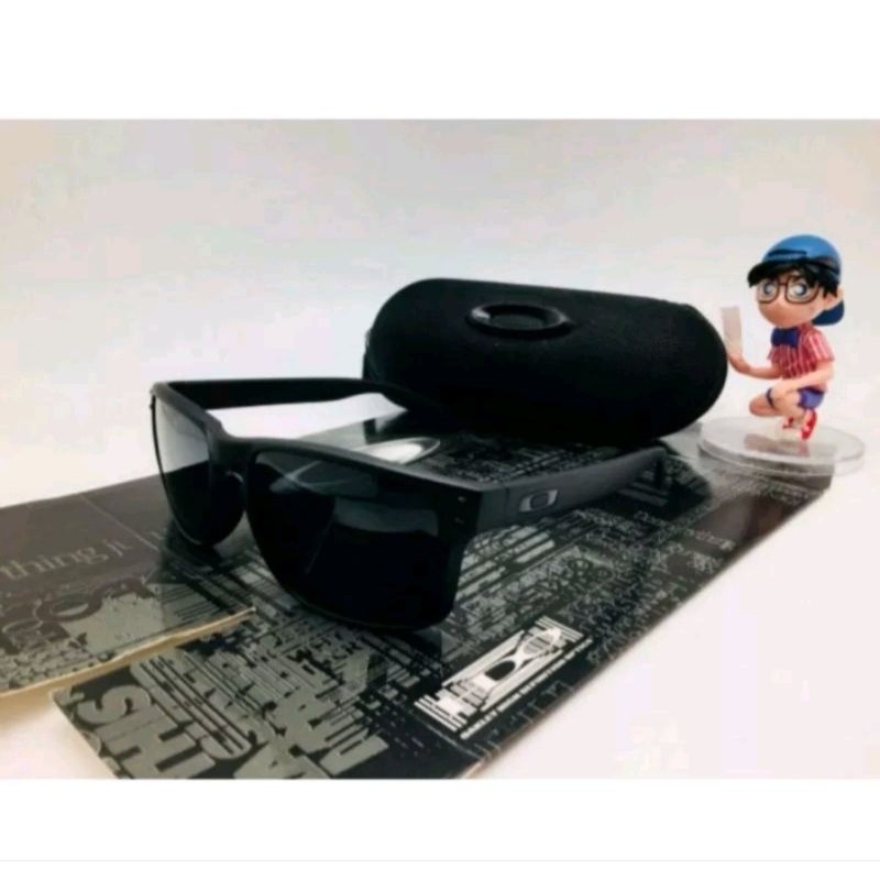 KACAMATA FASHION GAYA DISTRO MURAH PRIA WANITA FRAME PUTIH LENSA POLARIZED