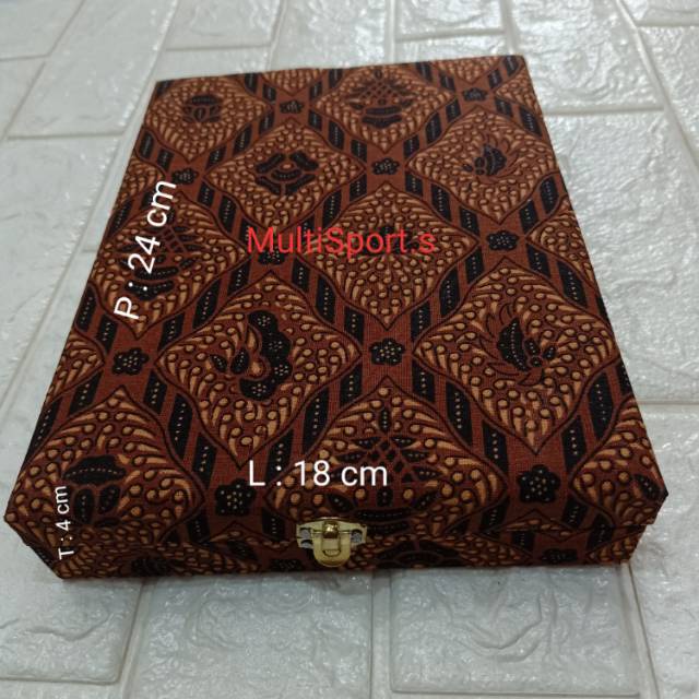 BOX PLAKAT BATIK