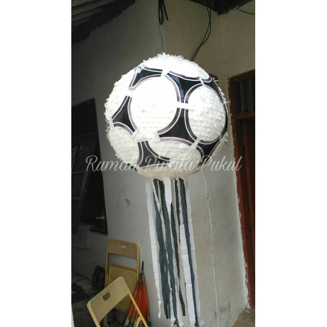 

Foot Ball Pinata ORI