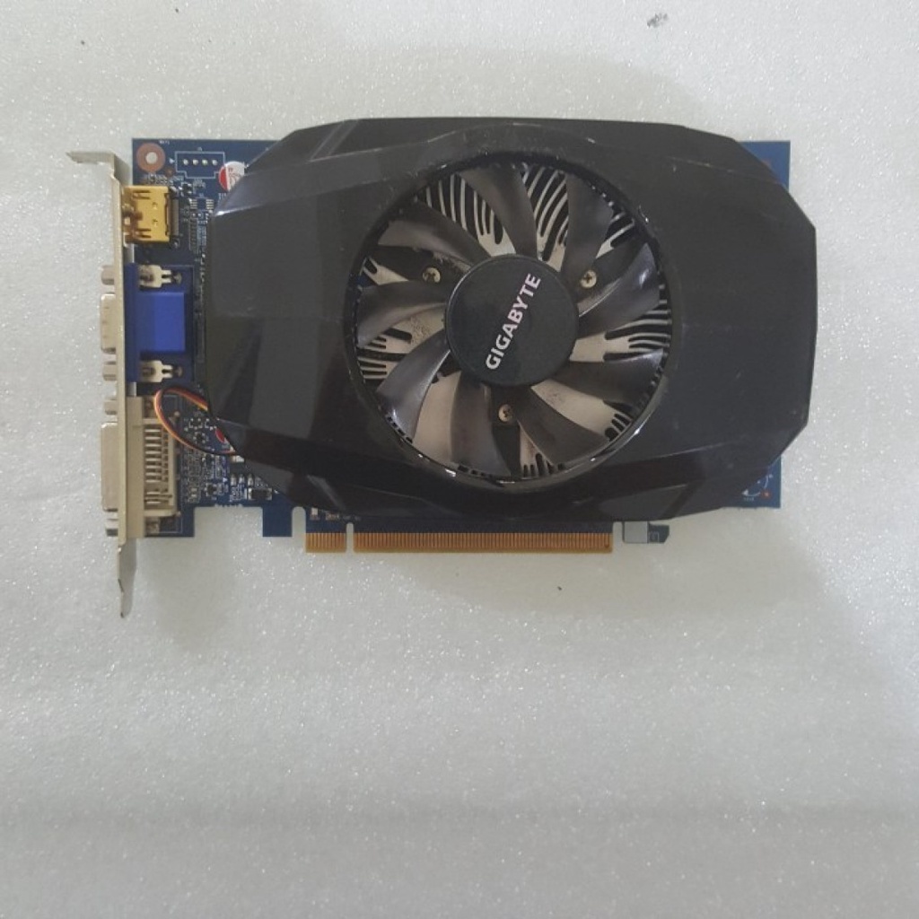 GIGABYTE GeForce GT 240 GT240 512MB GDDR5 Minus