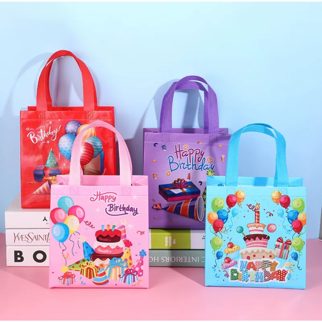 

5 pcs 22x23x11cm Goodie Bag Birthday Hampers Souvenir Ultah GBS