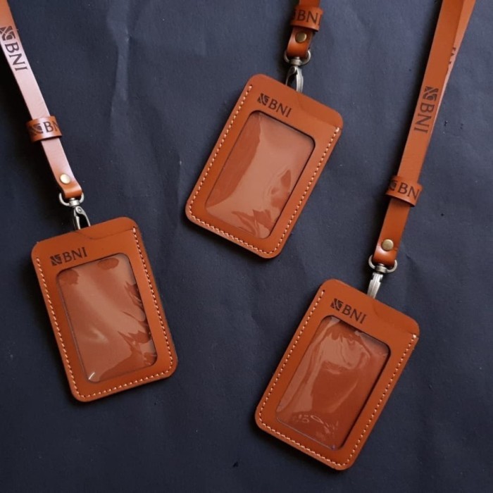 

id card kulit free cetak logo - id card holder kulit costum nama & logo instansi/perusahaan/casual - benkai
