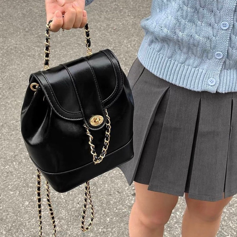 [WOW DISKON] CLOTHIER | Louvre Chain Backpack - Tas Tansel Rantai