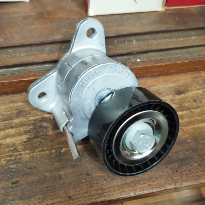 tensioner fanbelt jeep compas patriot